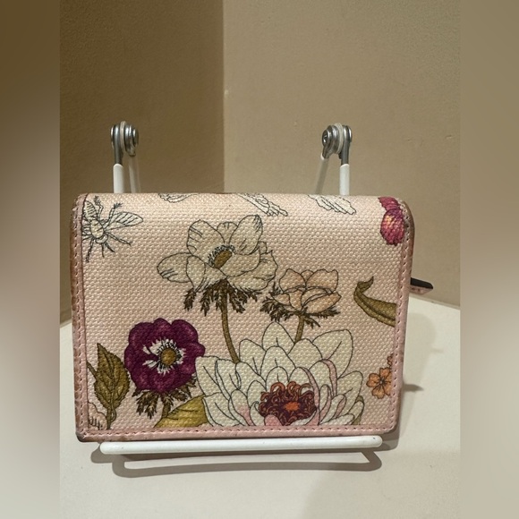 Gucci Marmont Limited Edition Floral Bifold Wallet - Picture 11 of 11